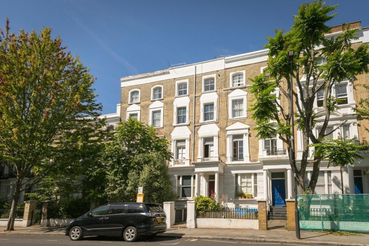 Portobello Road Artistic Studios 'Budget' Лондон Екстериор снимка