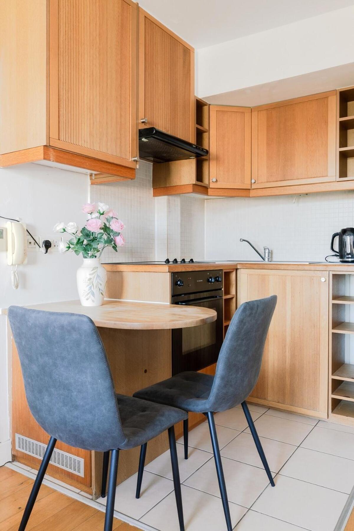Portobello Road Artistic Studios 'Budget' Лондон Стая снимка