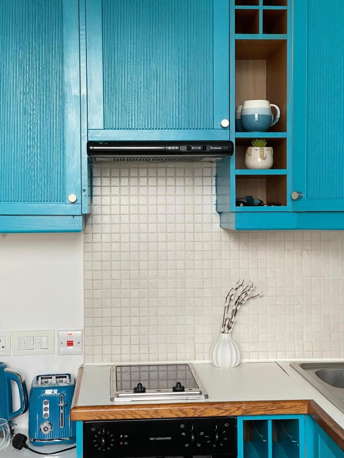 Portobello Road Artistic Studios 'Budget' Лондон Стая снимка